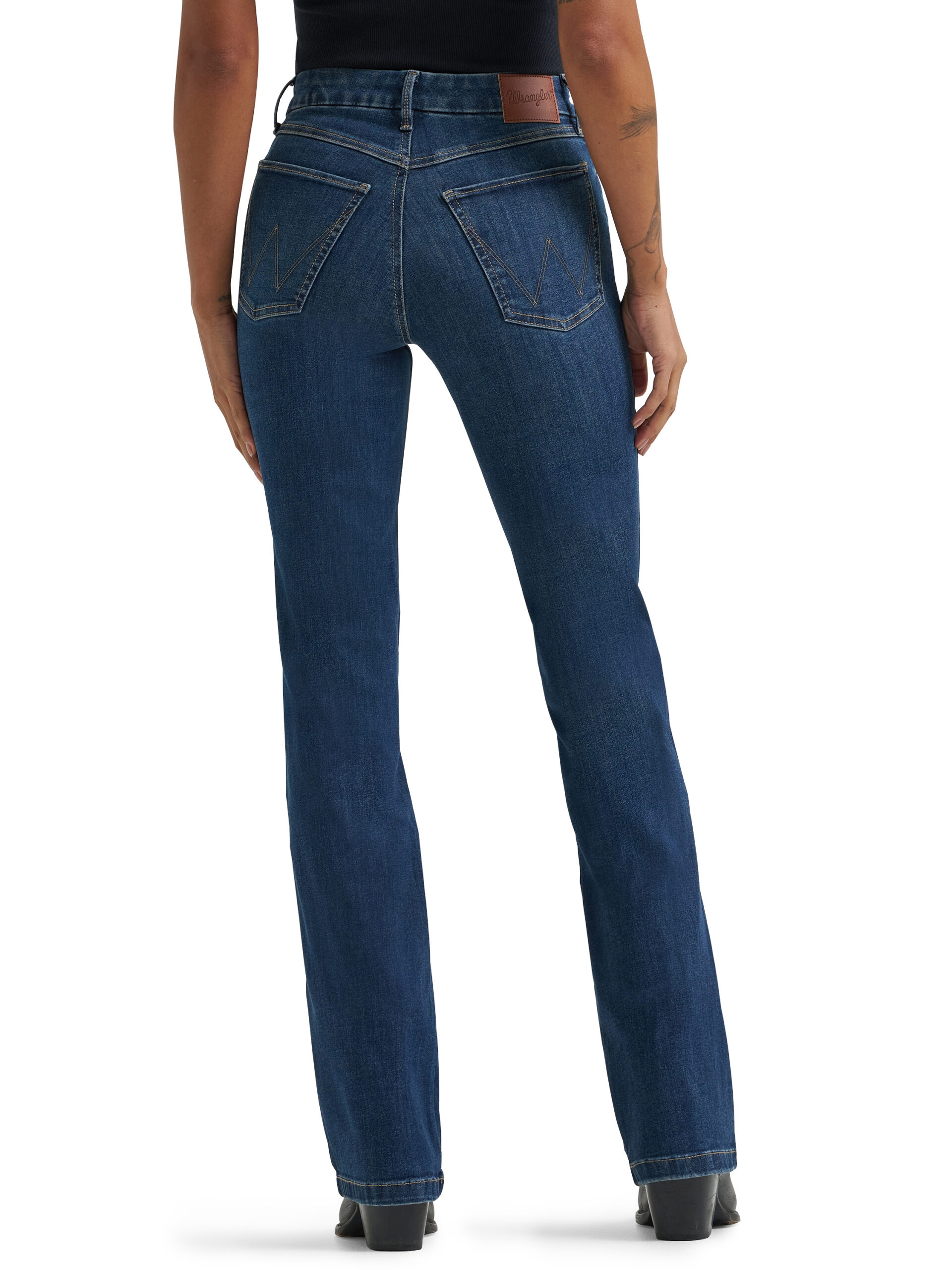 112359277 Women's Wrangler BESPOKE High Rise Bootcut Jean - Image 2