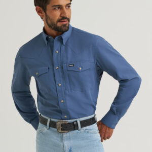 112382400 Men's Wrangler All Terrain Performance Vintage Indigo Long Sleeve Snap Shirt