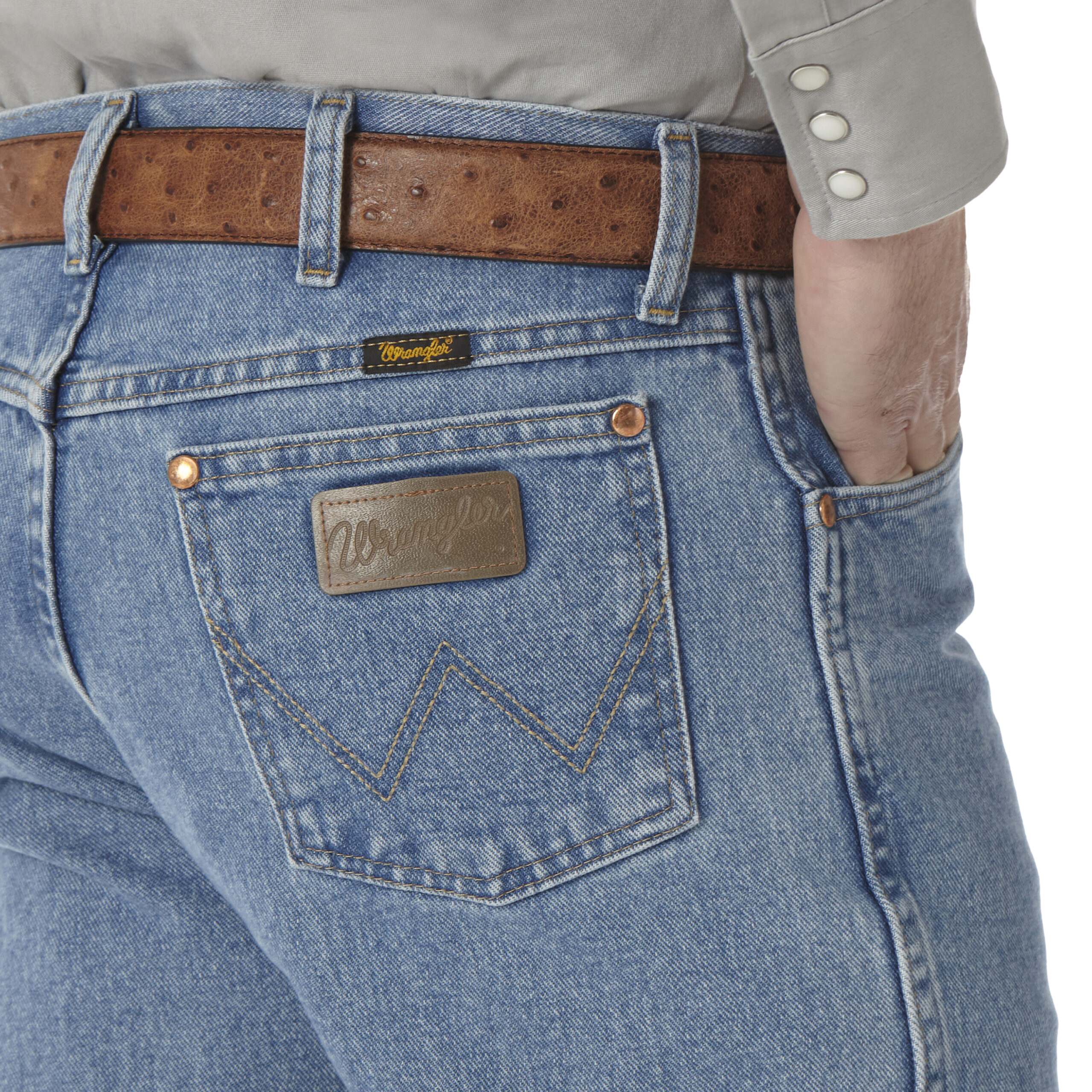 13MWZAW Wrangler Men's Cowboy Cut Original Fit Antique Wash Jean - Image 4
