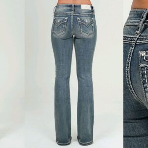 M5014B435V Women's Miss Me Mid-Rise Bootcut Jean