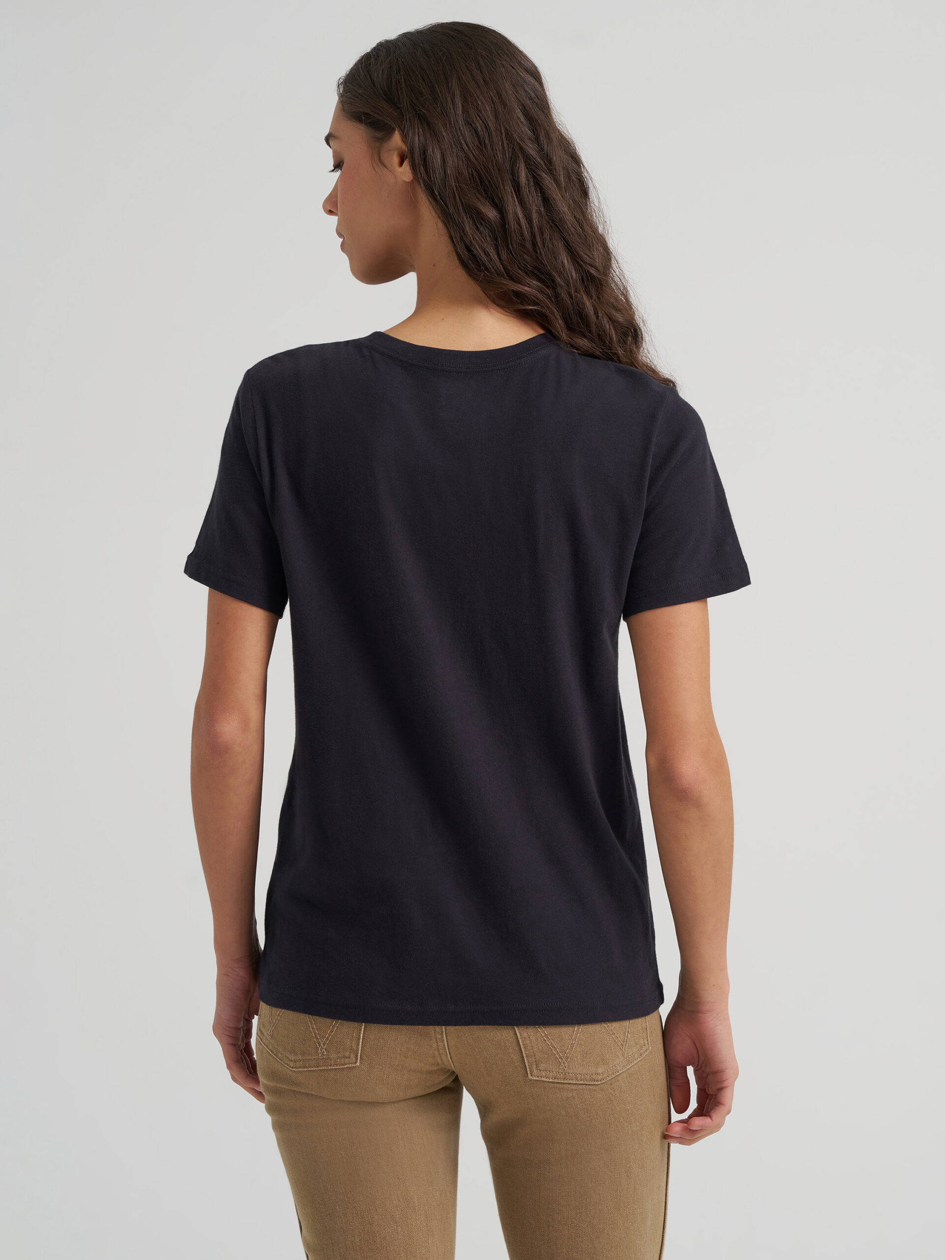 2379658 Wrangler Fearless Cowgirl Reg Fit Graphic Tee - Image 2